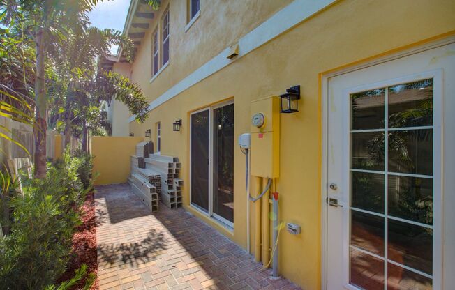 Bermuda Cay Townhomes