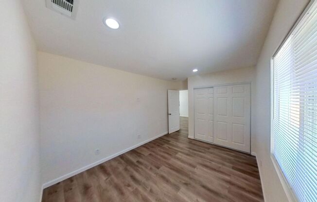 2 beds, 1 bath, $1,700