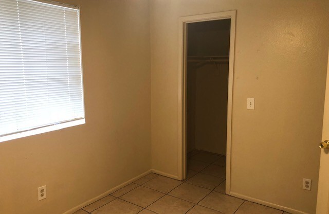 2 beds, 2 baths, $1,150, Unit #102