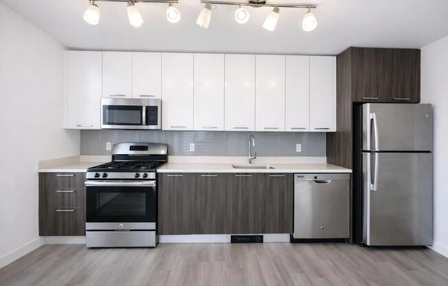 2 beds, 2 baths, 1,096 sqft, $4,395, Unit 8A