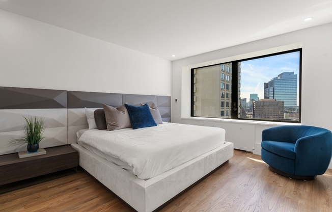 4 beds, 3.5 baths, 2,500 sqft, $17,500, Unit 41 AB