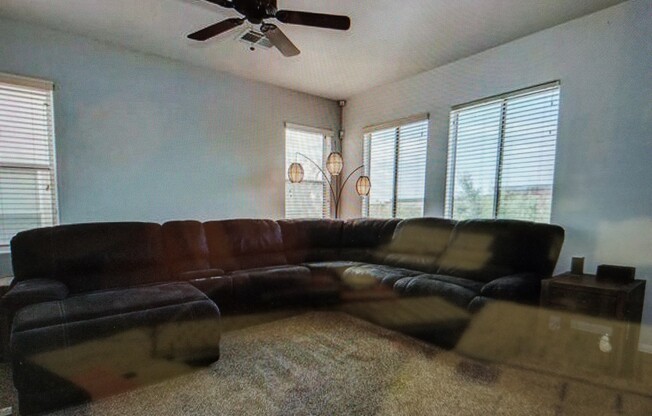 3 BEDROOM, 3 BATH ,HOME 2 YR LEASE