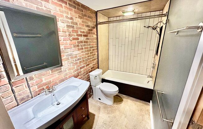 1 bed, 1 bath, 500 sqft, $2,250, Unit 01