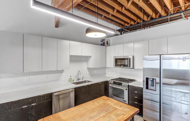 2 beds, 1.5 baths, 1,340 sqft, $4,700, Unit 110