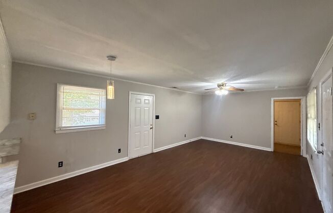 401 JENNY ST