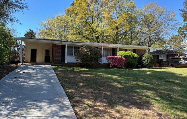 Three Bedroom Off Milledge Available