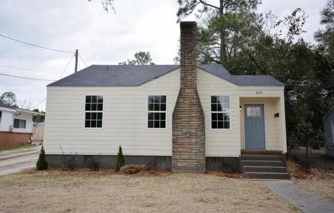 2 beds, 2 baths, 1,240 sqft, $1,950