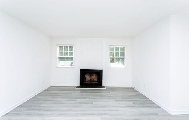 3 beds, 2 baths, 1,250 sqft, $1,725, Unit 3