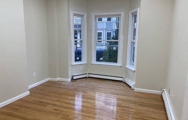 241 W 5 ST