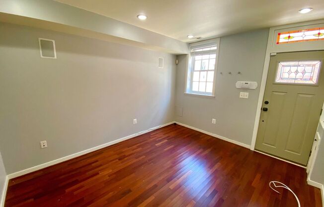Beautiful 2-Bedroom Fells Point Home ~ One Block from Patterson Park!