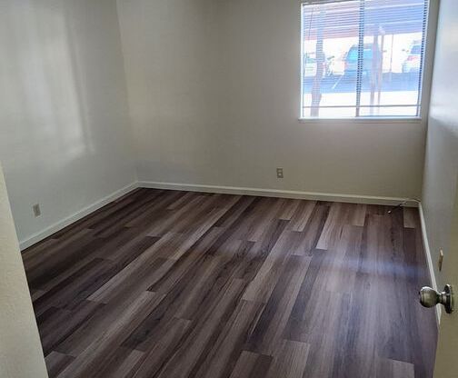 2 beds, 1 bath, $1,575