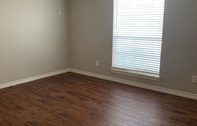 1 bed, 1 bath, 703 sqft, $850, Unit 1704