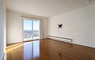 1 bed, 1 bath, $2,495