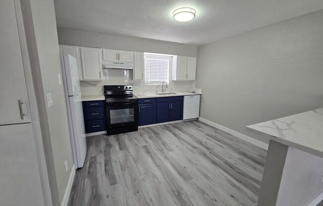 2 beds, 2 baths, 875 sqft, $1,455.5, Unit 21