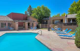Huge Swimming Pool at Eagle Point Apartments, New Mexico, 87111