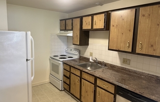 2 beds, 1 bath, 821 sqft, $2,200, Unit 22