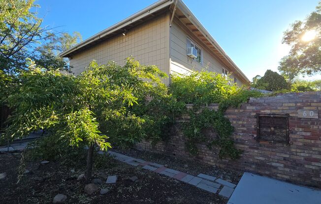 60 Keystone Ave