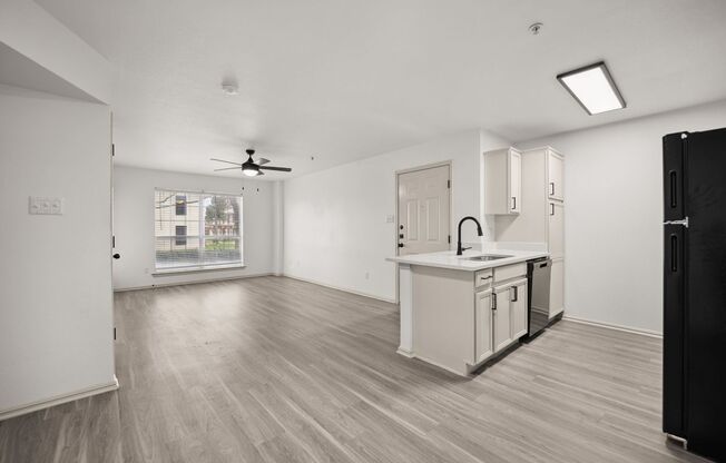 1 bed, 1 bath, $1,195, Unit 3102