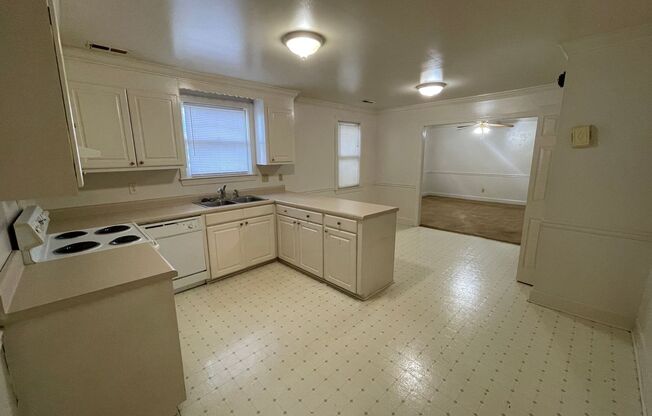 SH071-602 S Washington St.