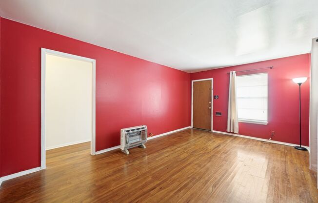 CHARMING DENVER HEIGHTS 3-BEDROOM