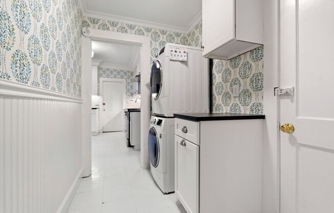 1 bed, 1 bath, 1,000 sqft, $2,100, Unit 1