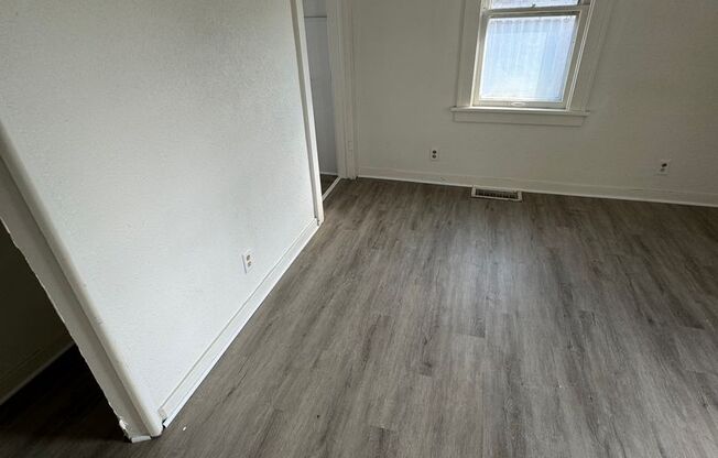 1 bed, 1 bath, $990