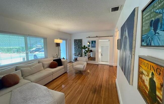 1545 NE 138th St # 1545, North Miami, FL 33161