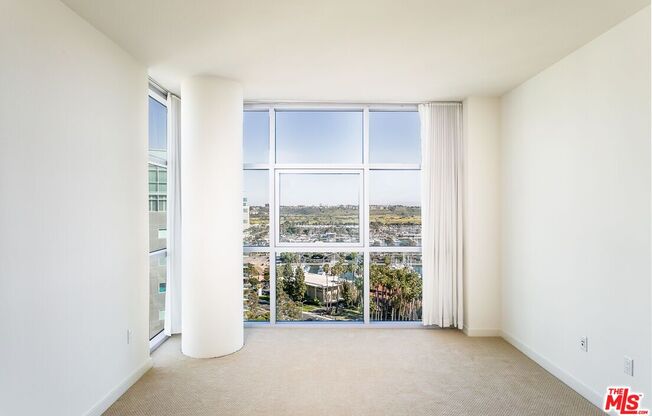 3 beds, 3.5 baths, 2,099 sqft, $10,000, Unit 1822