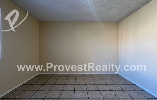 2 beds, 1 bath, $1,300, Unit Unit 10