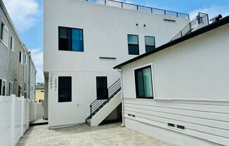 Amazing 3BD/2BA Townhome in Pacific Beach!