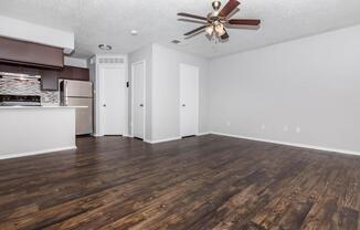 Studio, 1 bath, 450 sqft, $1,096