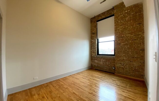 2 beds, 2 baths, 1,300 sqft, $2,895, Unit 1432-313