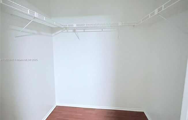 3980 OAKS CLUBHOUSE DR APT #302 POMPANO BEACH, FL 33069