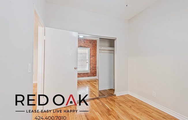 326 1/4 S NORMANDIE AVE