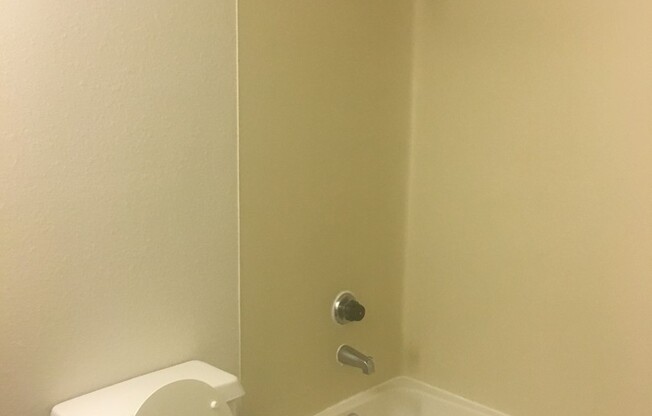 1 bed, 1 bath, 612 sqft, $1,499, Unit 23