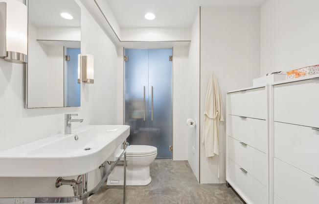 35 W 95 ST