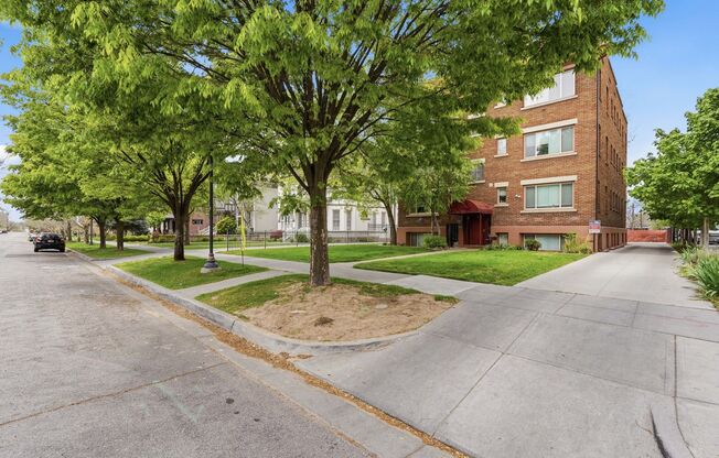 Jefferson Avenue Apartments
