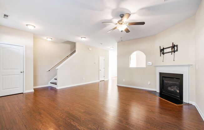 Refined Living: 3BR Townhome in Morrisville’s Keystone Park!