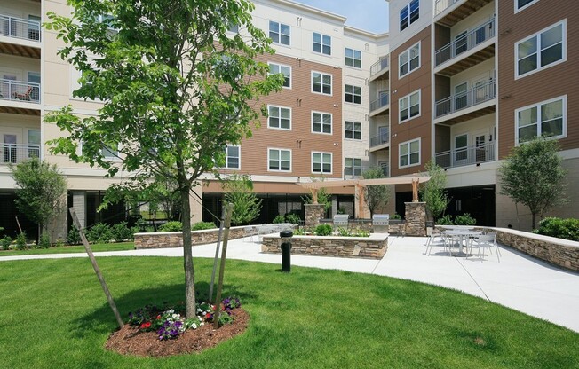 2 beds, 2 baths, 1,009 sqft, $3,870, Unit 312