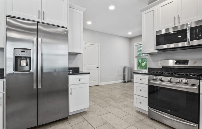 4 beds, 2 baths, 2,100 sqft, $6,000, Unit 2