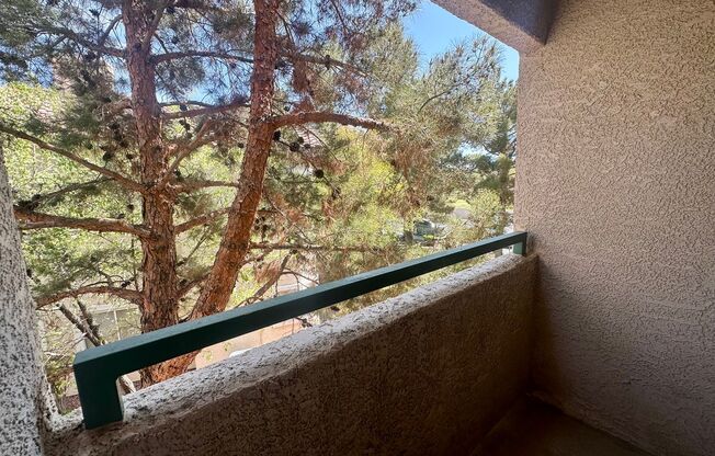 2 beds, 2 baths, $1,650, Unit UNIT 2011