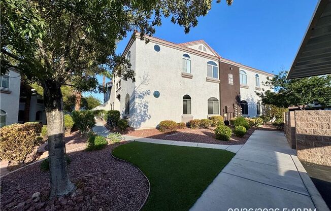 3 beds, 2 baths, $1,445, Unit # 4822