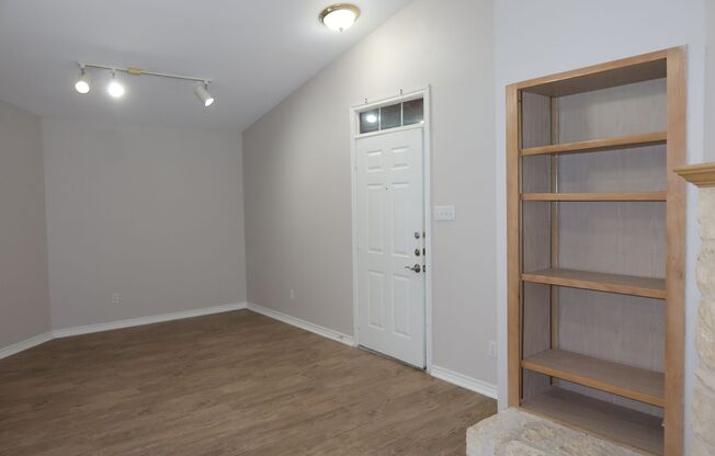 1 bed, 1 bath, $1,295, Unit Unit 825
