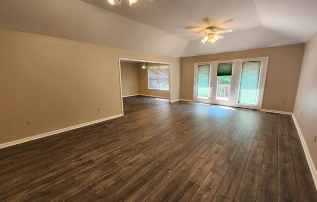 Welcome home to 3712 Congo, Benton, for rent - *Move in Special - $0 Deposit option* - Please read the full description*