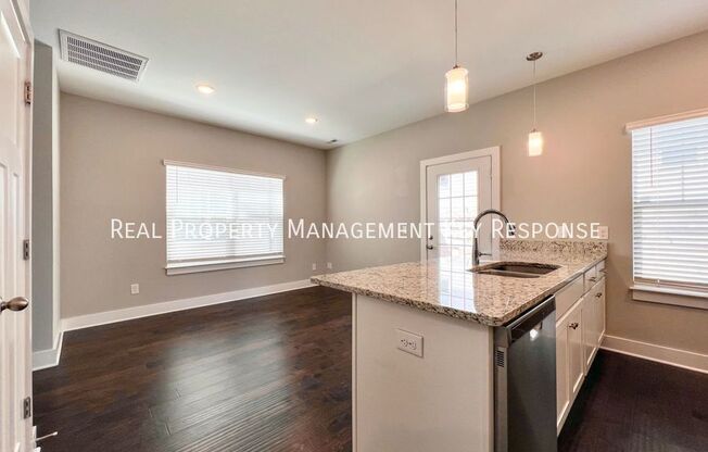 2441 SAYERVILLE AVE