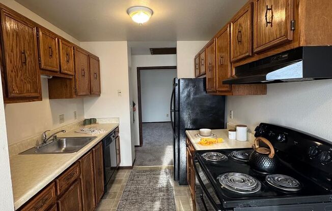 2 beds, 1.5 baths, 1,000 sqft, $1,451, Unit 8167-8167K