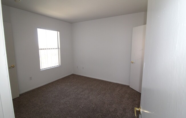 2 beds, 2 baths, $1,495, Unit Parcel #:  178-15-315-188