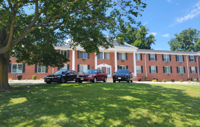 N86 W16351 Appleton Ave.