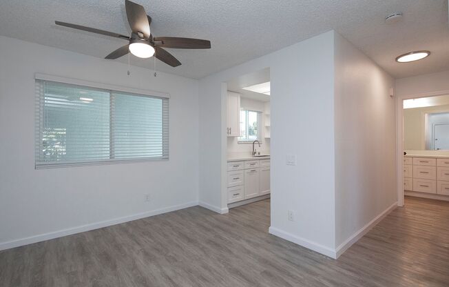 1 bed, 1 bath, 824 sqft, $2,795, Unit 323
