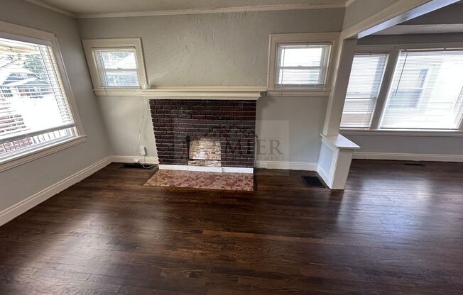 5626 Virginia Ave, Kansas City, MO 64110//3 bedroom/1 bath/ Deposit: $1325 Rent: $1325